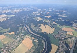 Labe za hranicemi ČR